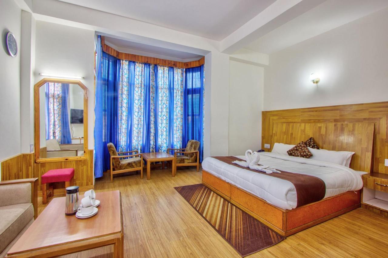 Hotel Royal Manali Buitenkant foto