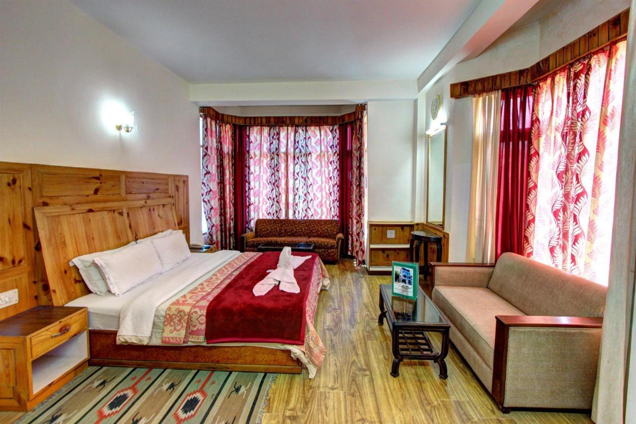 Hotel Royal Manali Buitenkant foto