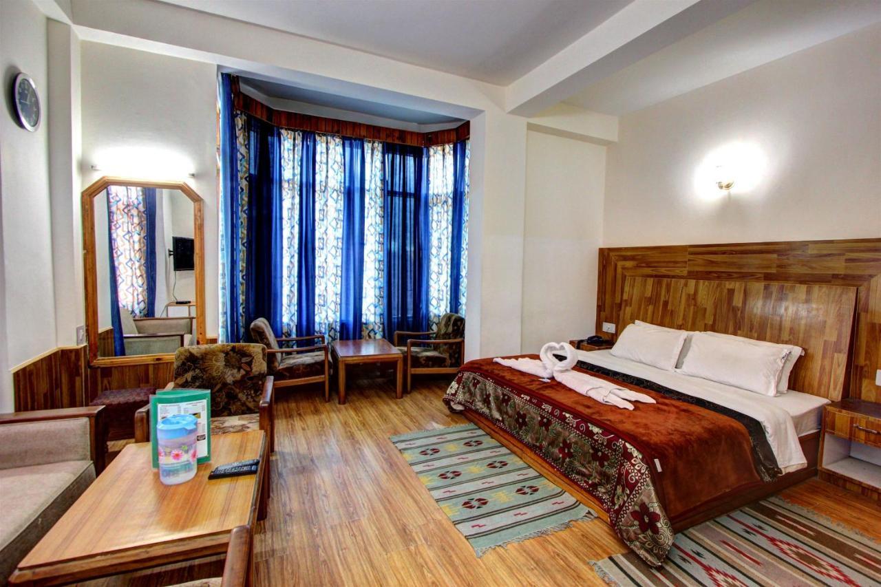 Hotel Royal Manali Buitenkant foto